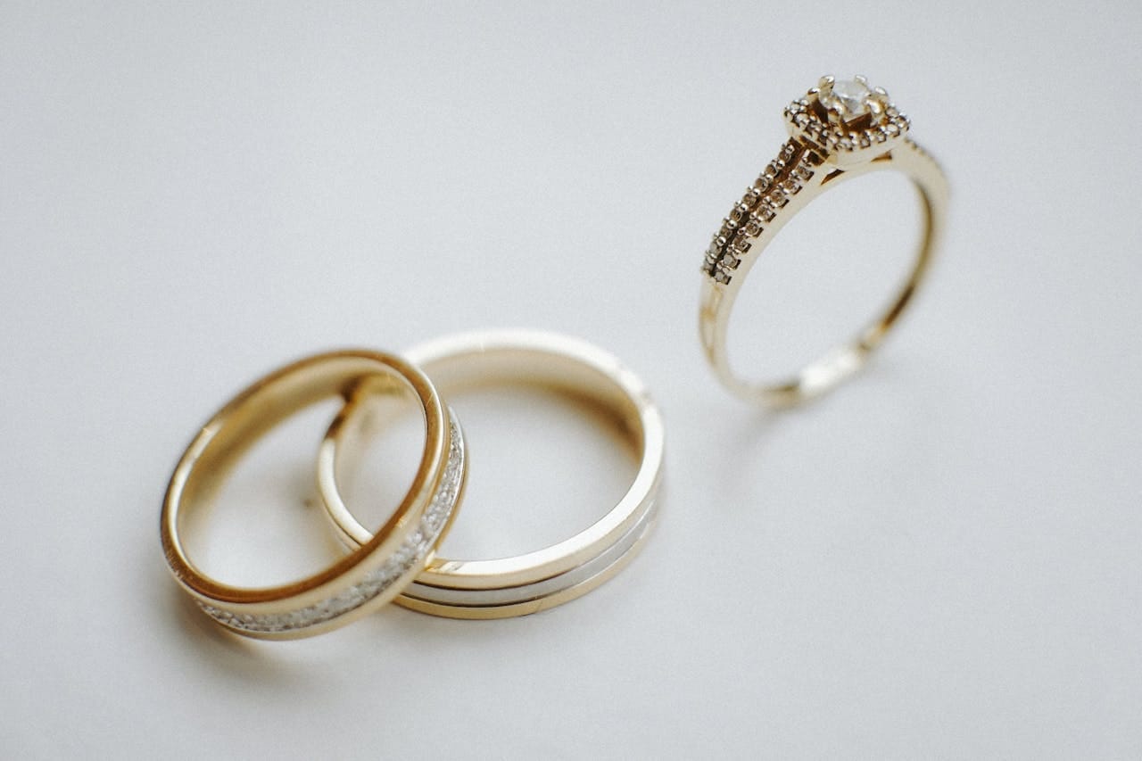 Which Ring Goes On First Engagement Ring or Wedding Band
