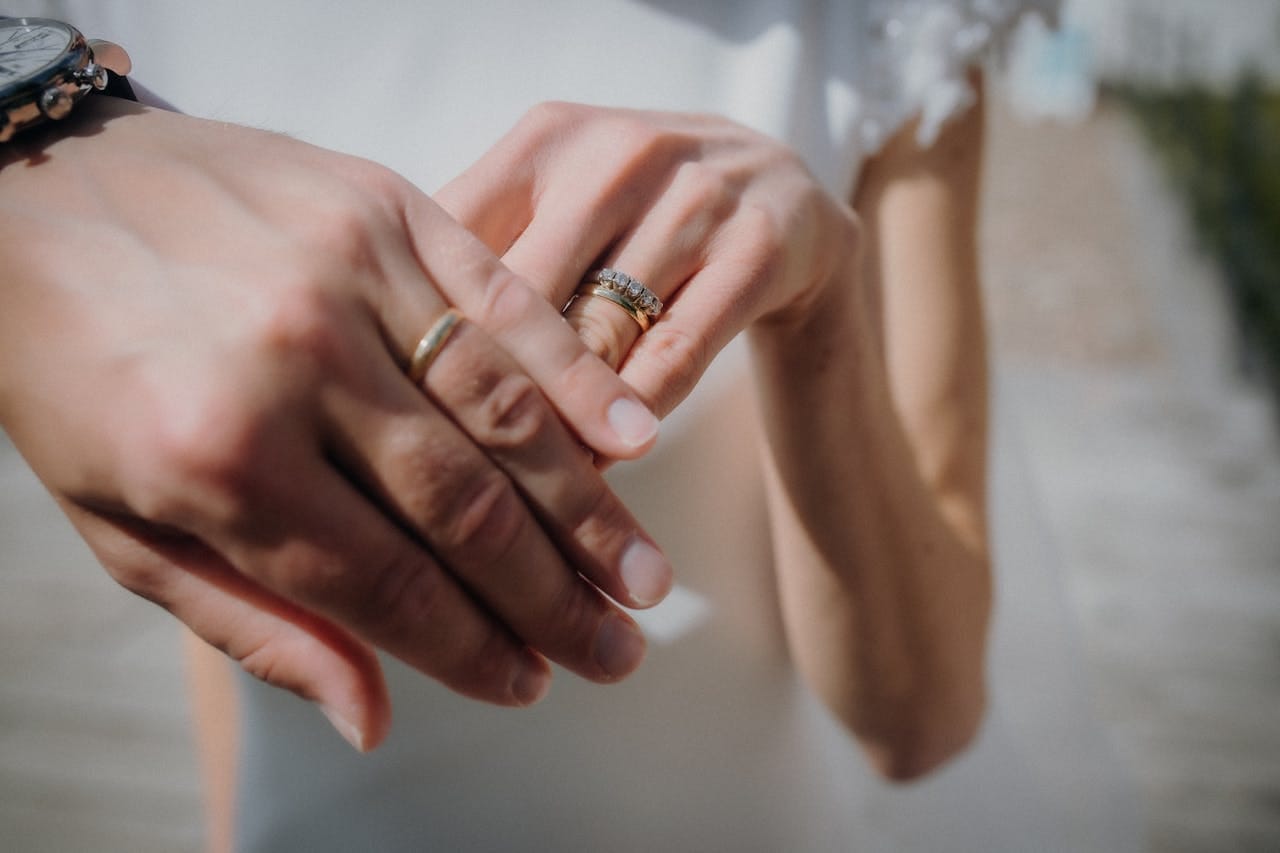 Do Men Get Engagement Rings